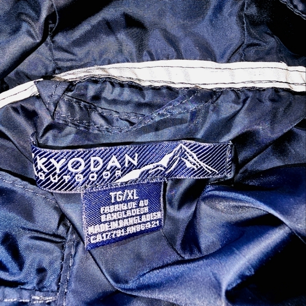 Kyodan ACTION PACKABLE WINDBREAKER Navy - Picture 9 of 10